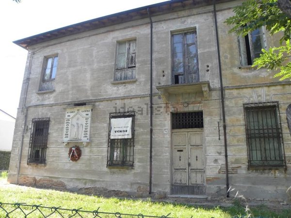 casa indipendente in vendita a Ravenna in zona Mandriole