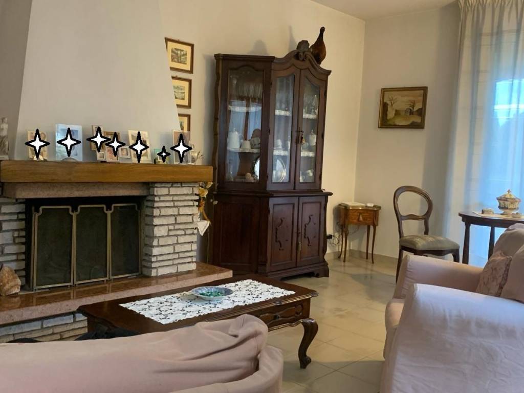 casa indipendente in vendita a Ravenna in zona Camerlona