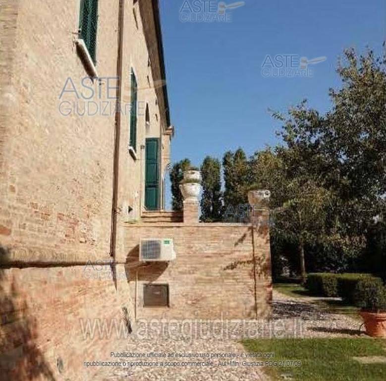 casa indipendente in vendita a Ravenna in zona Santo Stefano