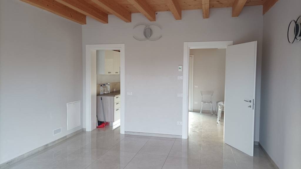 casa indipendente in vendita a Ravenna in zona Madonna dell'Albero