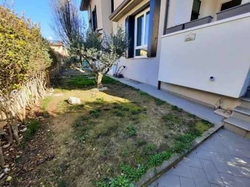 appartamento in vendita a Ravenna in zona Camerlona