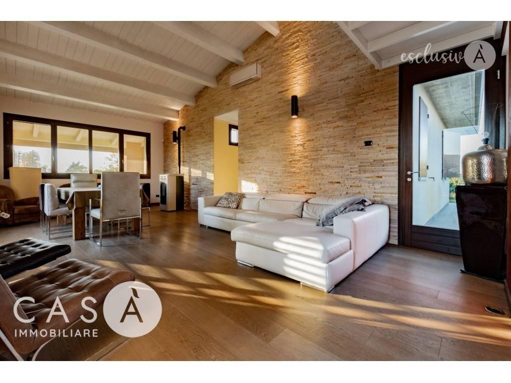 casa indipendente in vendita a Ravenna in zona Centro Storico