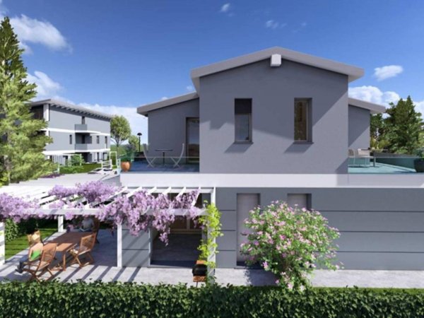 casa indipendente in vendita a Ravenna in zona Lido di Classe