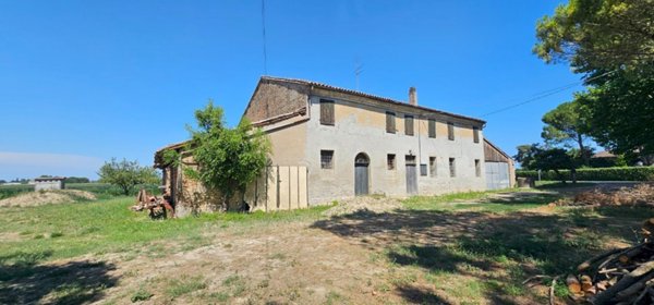 casa indipendente in vendita a Ravenna in zona Castiglione di Ravenna