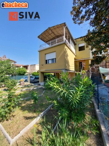 casa indipendente in vendita a Ravenna in zona Centro Storico