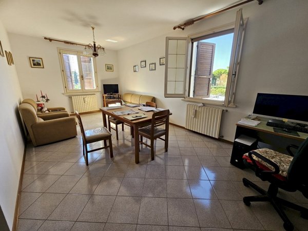 casa indipendente in vendita a Ravenna in zona Classe