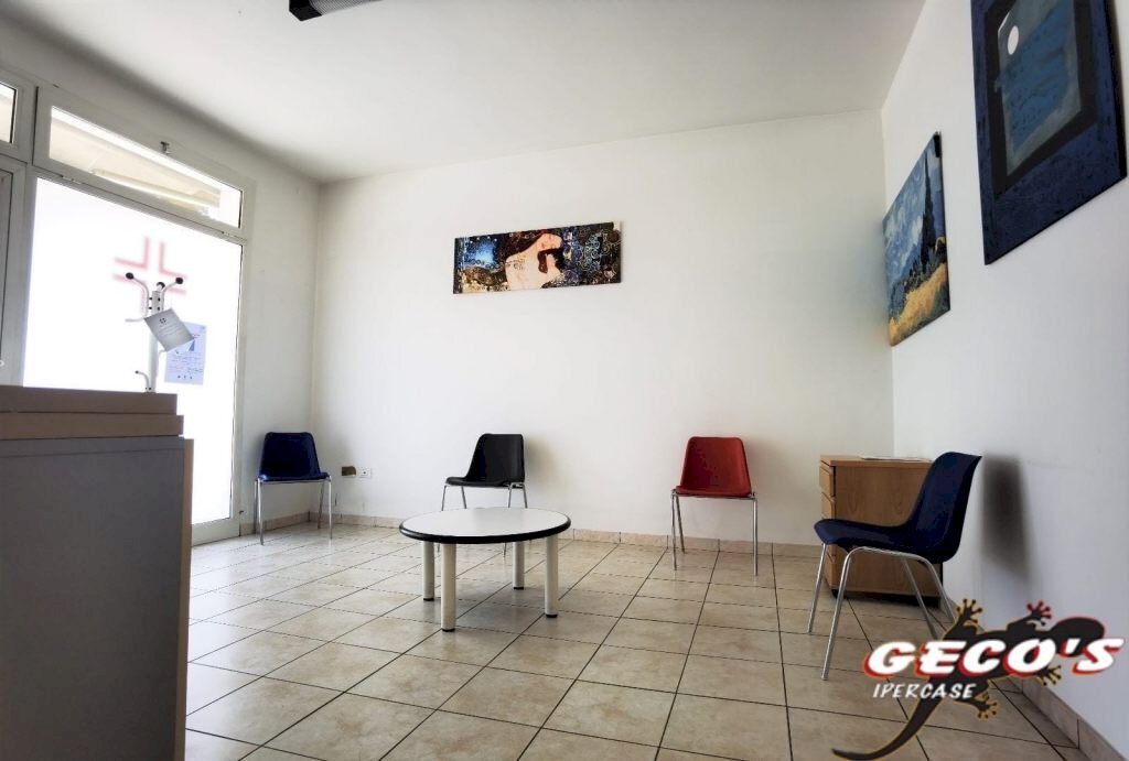 ufficio in vendita a Ravenna in zona Ponte Nuovo