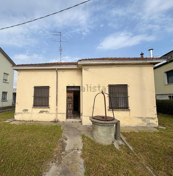 casa indipendente in vendita a Ravenna in zona San Pietro in Campiano