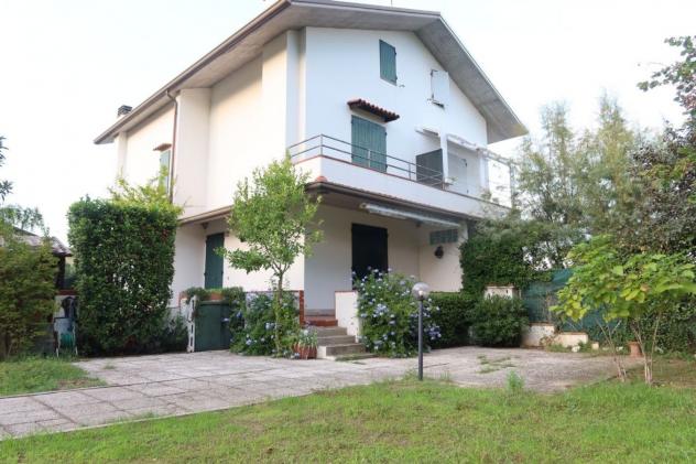 casa indipendente in vendita a Ravenna