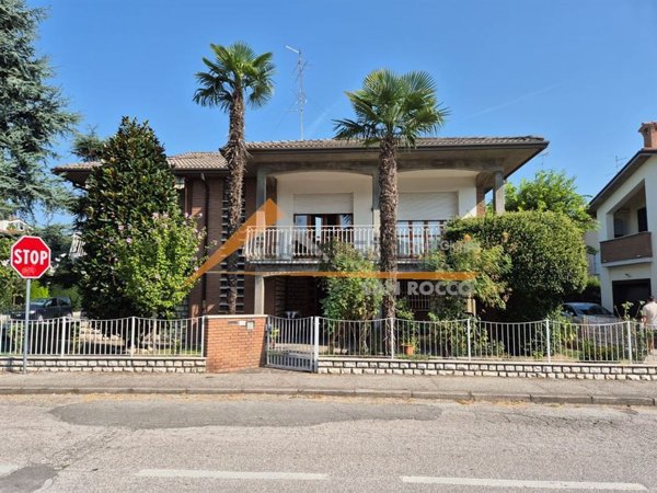 casa indipendente in vendita a Ravenna