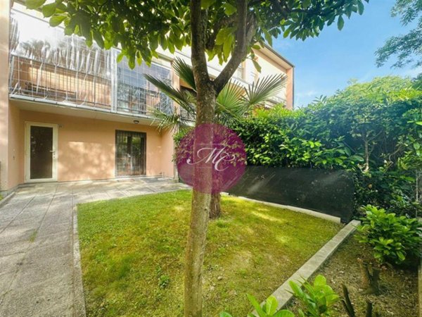 casa indipendente in vendita a Ravenna
