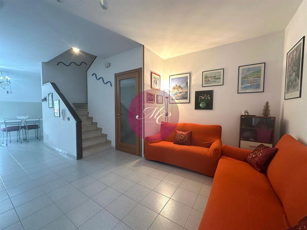 casa indipendente in vendita a Ravenna in zona Centro Storico
