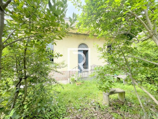 casa indipendente in vendita a Ravenna in zona San Pietro in Vincoli