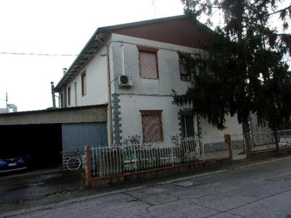 casa indipendente in vendita a Ravenna in zona San Pietro in Vincoli
