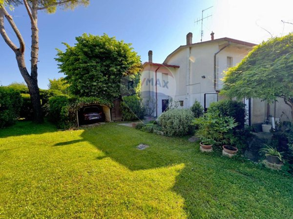 casa indipendente in vendita a Ravenna in zona Madonna dell'Albero