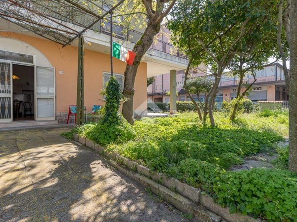 casa indipendente in vendita a Ravenna in zona Centro Storico