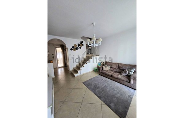 casa indipendente in vendita a Ravenna in zona Lido Adriano