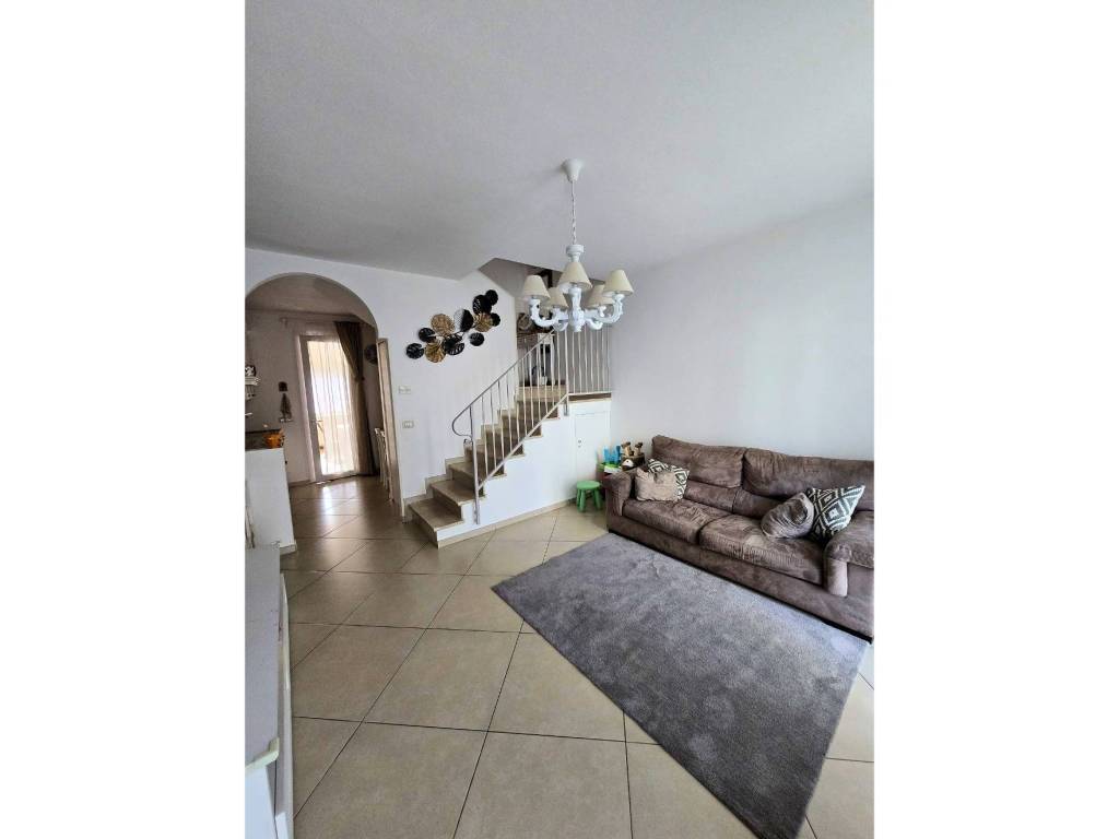 casa indipendente in vendita a Ravenna in zona Lido Adriano