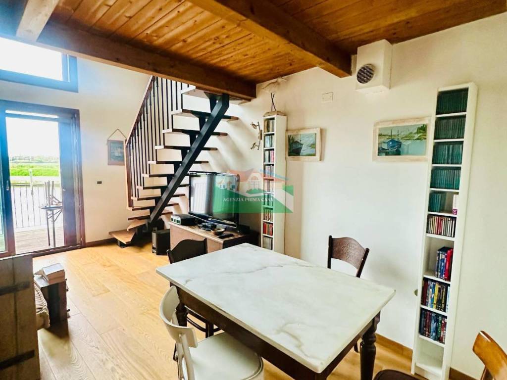 appartamento in vendita a Ravenna in zona Casal Borsetti