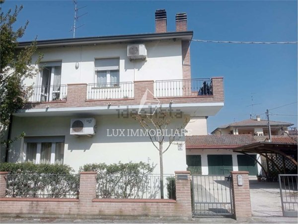 appartamento in vendita a Ravenna in zona Punta Marina Terme