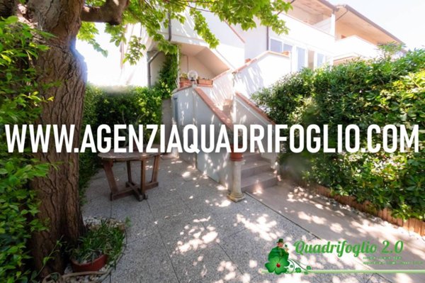 casa indipendente in vendita a Ravenna in zona Lido Adriano