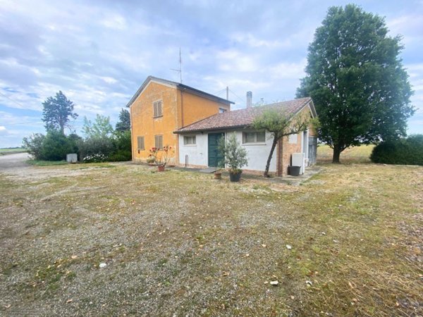 casa indipendente in vendita a Ravenna in zona San Zaccaria