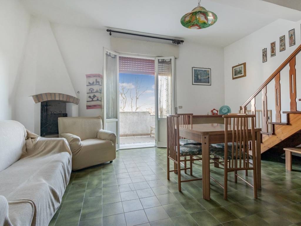 appartamento in vendita a Ravenna in zona Casal Borsetti