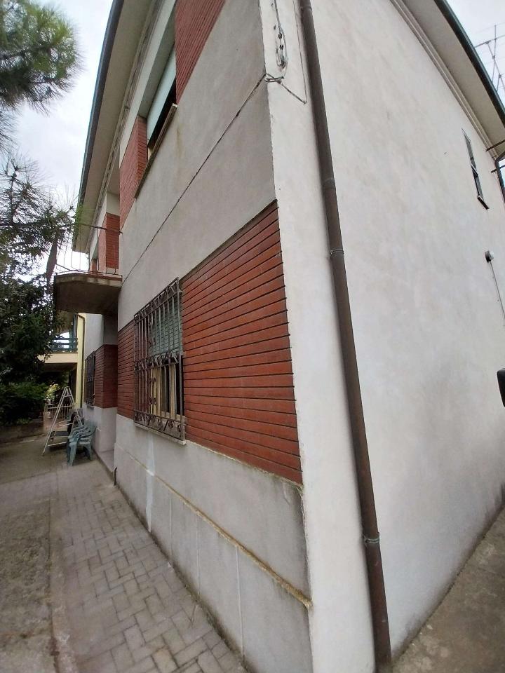 casa indipendente in vendita a Ravenna in zona Savarna / Conventello