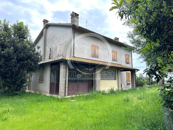 casa indipendente in vendita a Ravenna in zona San Zaccaria