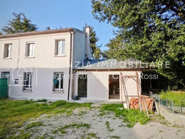 casa indipendente in vendita a Ravenna in zona Piangipane