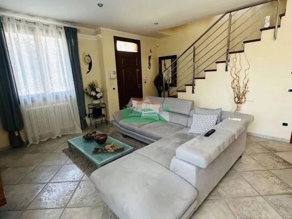 casa indipendente in vendita a Ravenna in zona Ponte Nuovo