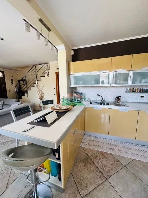 casa indipendente in vendita a Ravenna in zona Ponte Nuovo