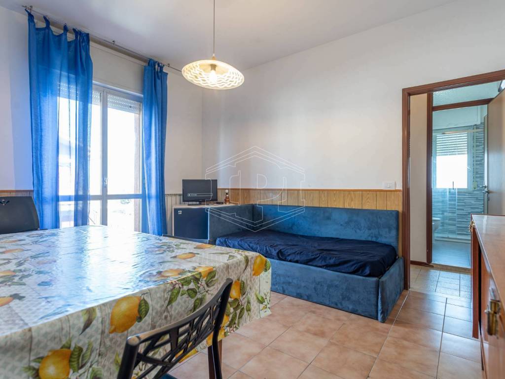 appartamento in vendita a Ravenna in zona Lido Adriano