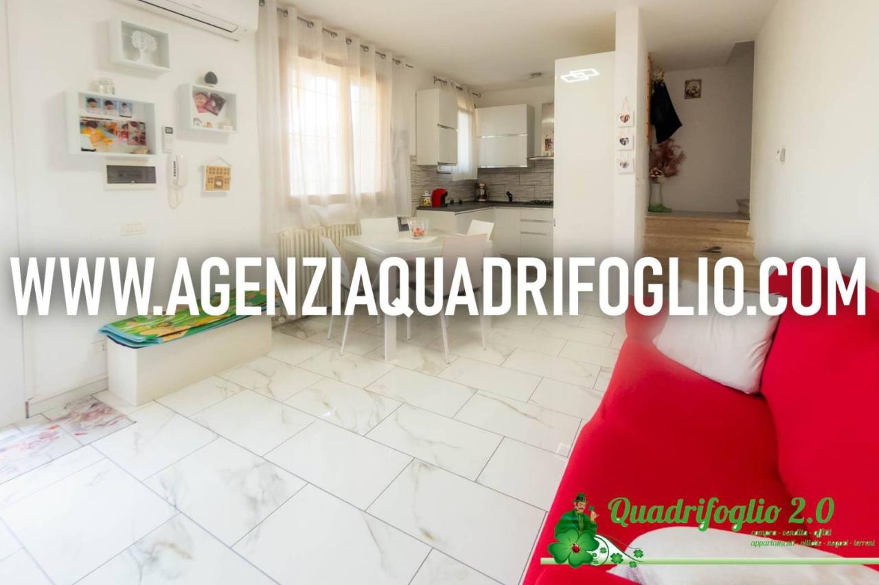 casa indipendente in vendita a Ravenna in zona Lido Adriano