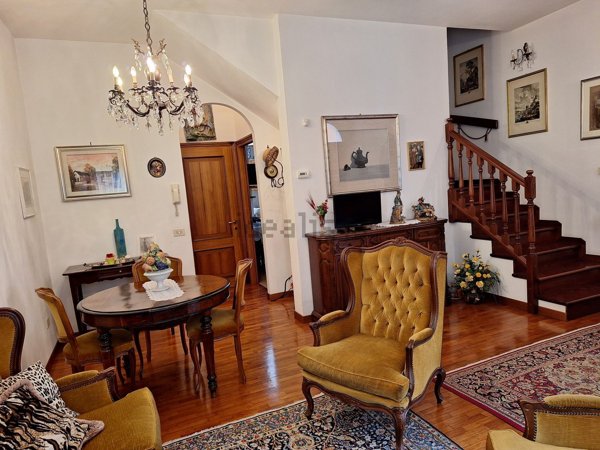 casa indipendente in vendita a Ravenna in zona Centro Storico