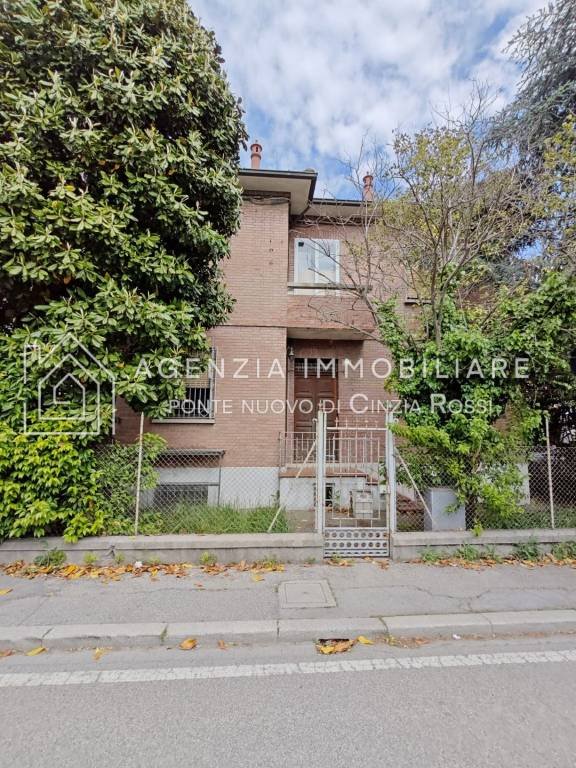 casa indipendente in vendita a Ravenna in zona Centro Storico