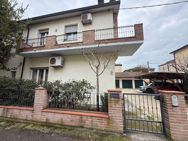 appartamento in vendita a Ravenna in zona Punta Marina Terme