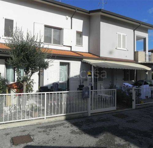 appartamento in vendita a Ravenna in zona Classe