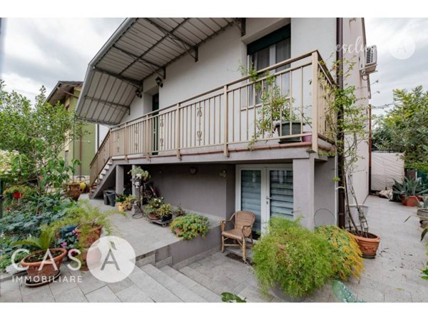 casa indipendente in vendita a Ravenna in zona Fosso Ghiaia