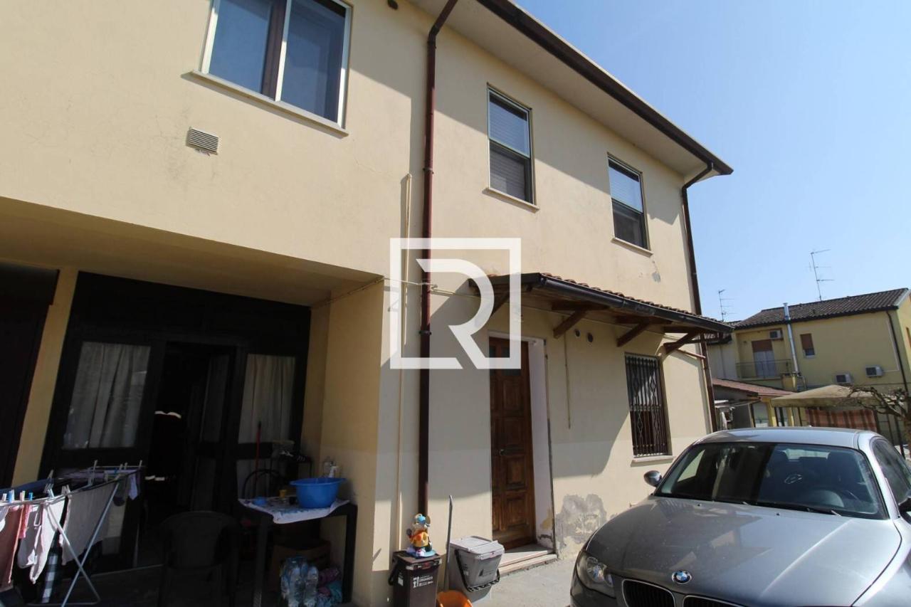 casa indipendente in vendita a Ravenna in zona Ponte Nuovo