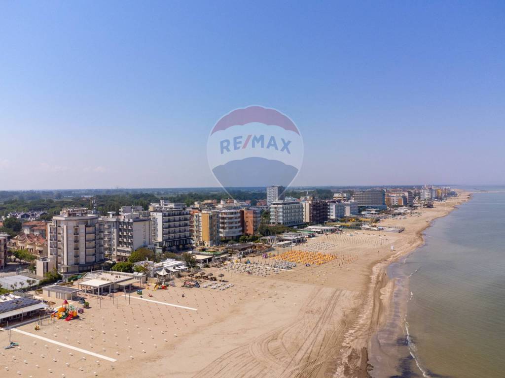 negozio in vendita a Ravenna in zona Lido di Savio