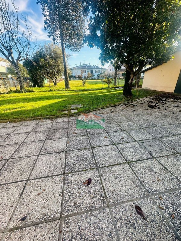 casa indipendente in vendita a Ravenna in zona San Pietro in Campiano