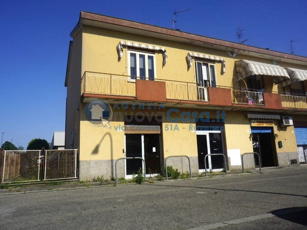 appartamento in vendita a Ravenna in zona Savarna / Conventello