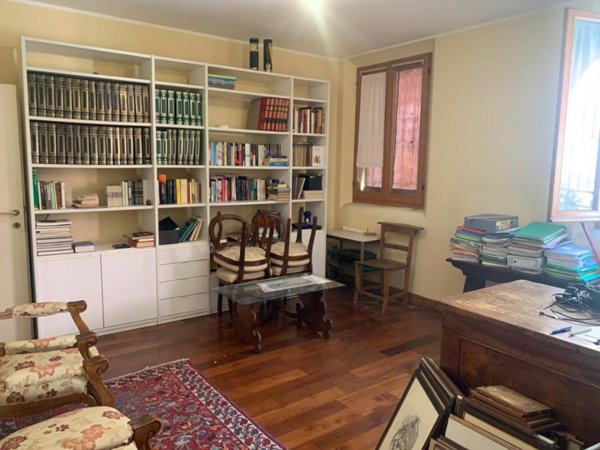 casa indipendente in vendita a Ravenna in zona Centro Storico