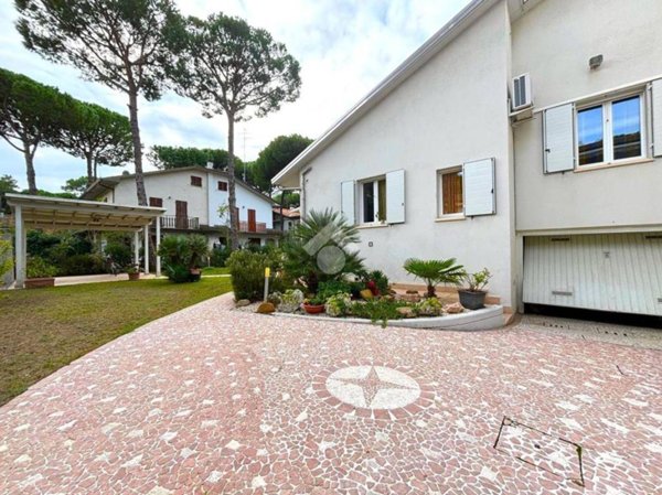 casa indipendente in vendita a Ravenna in zona Marina Romea