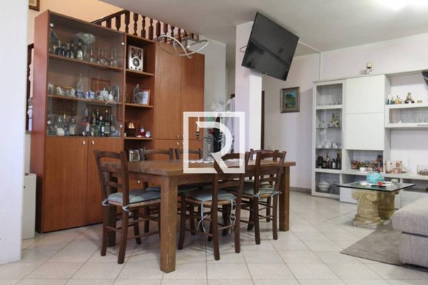 casa indipendente in vendita a Ravenna in zona Mezzano