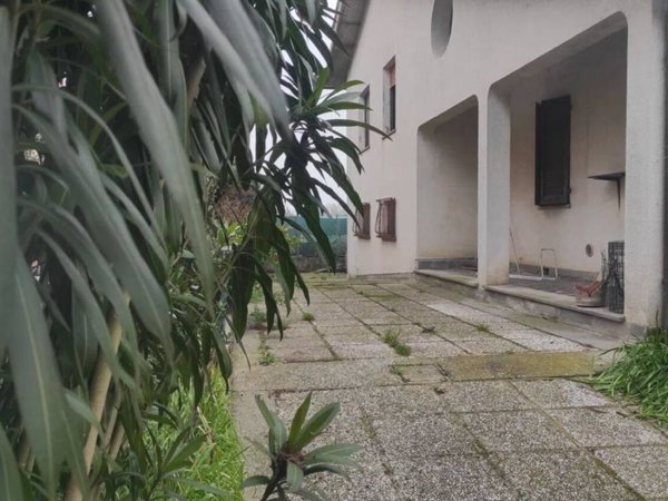 casa indipendente in vendita a Ravenna in zona Savarna / Conventello
