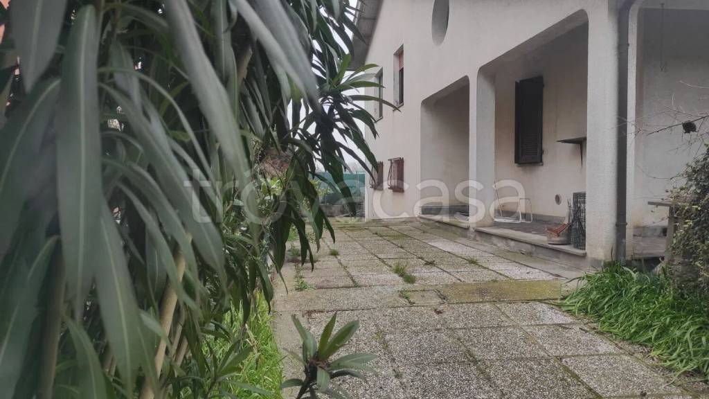 casa indipendente in vendita a Ravenna in zona Savarna / Conventello