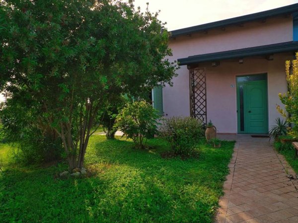 casa indipendente in vendita a Ravenna in zona Piangipane