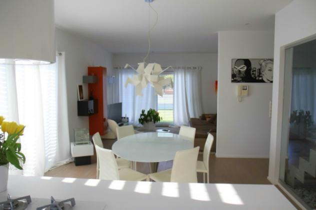 casa indipendente in vendita a Ravenna in zona Filetto